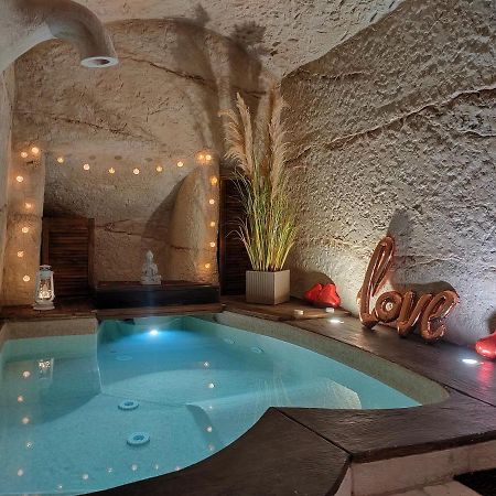 Dimora Della Nonna-Luxury Home โมลา ดิ บารี ภายนอก รูปภาพ