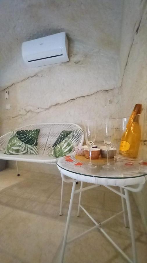 Dimora Della Nonna-Luxury Home โมลา ดิ บารี ภายนอก รูปภาพ