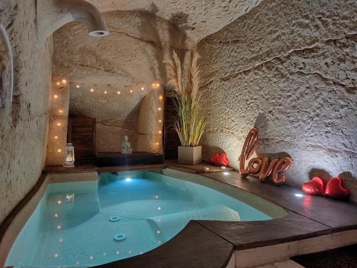 Dimora Della Nonna-Luxury Home โมลา ดิ บารี ภายนอก รูปภาพ